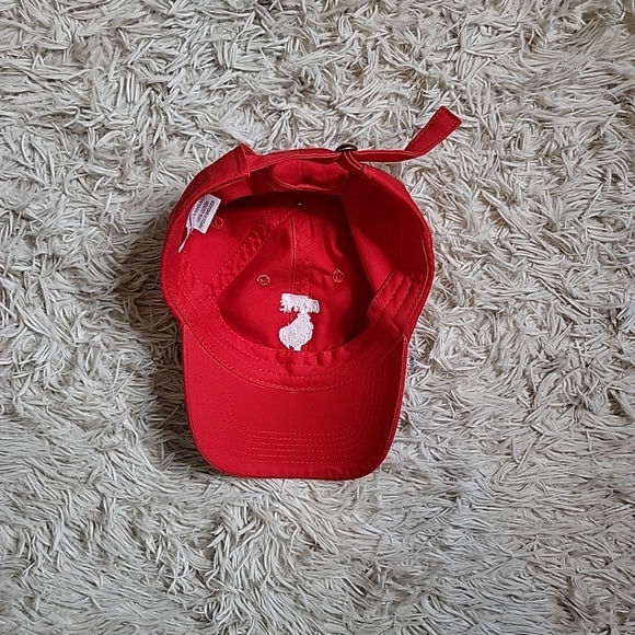 Petals And Peacocks Red Make It Hot Sriracha Vibes Baseball Cap Hat - Picture 8 of 9
